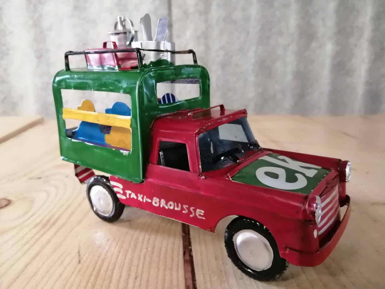 handmade-model-bushtaxi-c12c handmade model bush taxi