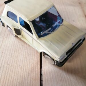 Handmade-model-Renault 5-